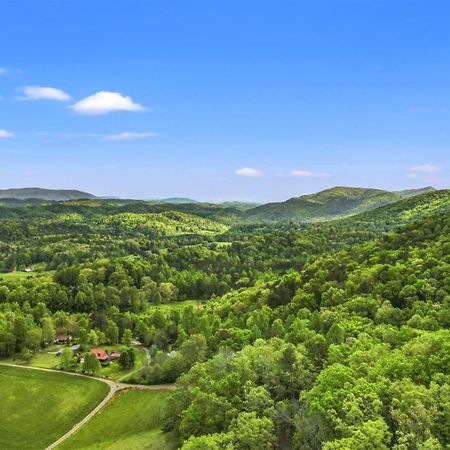 Hidden Star Hideaway-Blackberry Farm-Smoky Mtn Nat Park-Hot Tub- Fire Pit- Fenced Yard- Pet Friendly Walland Bagian luar foto