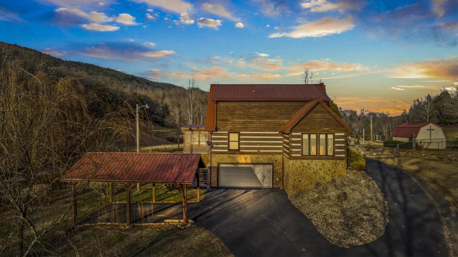 Hidden Star Hideaway-Blackberry Farm-Smoky Mtn Nat Park-Hot Tub- Fire Pit- Fenced Yard- Pet Friendly Walland Bagian luar foto