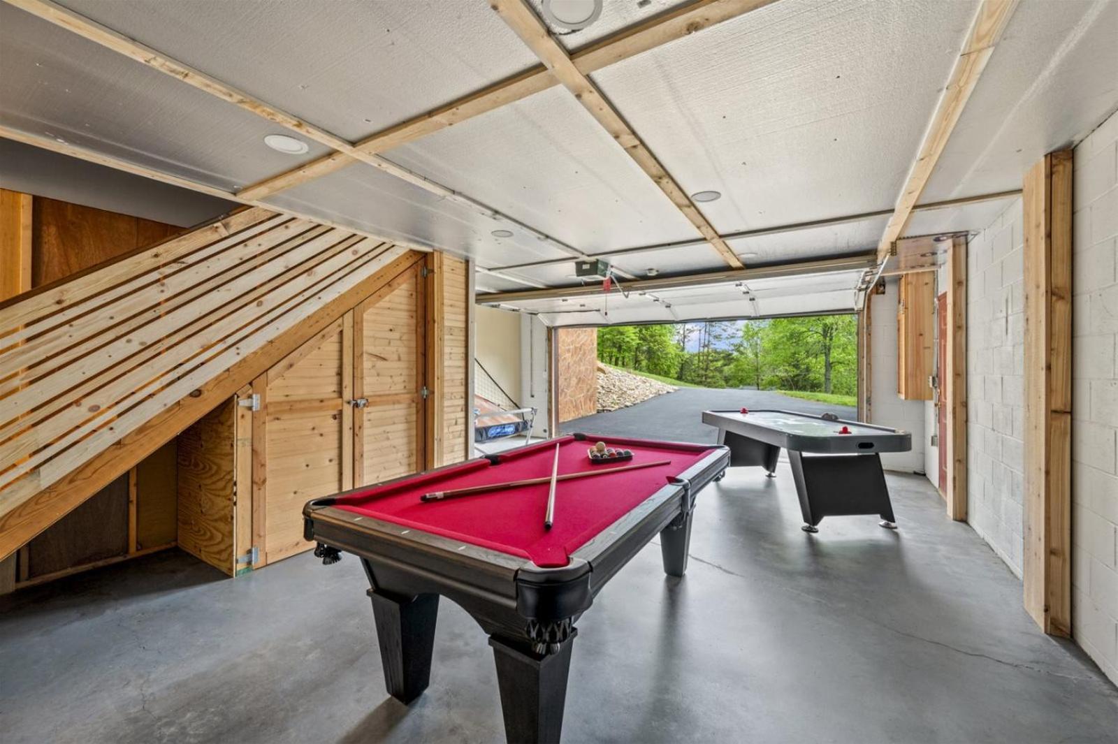 Hidden Star Hideaway-Blackberry Farm-Smoky Mtn Nat Park-Hot Tub- Fire Pit- Fenced Yard- Pet Friendly Walland Bagian luar foto
